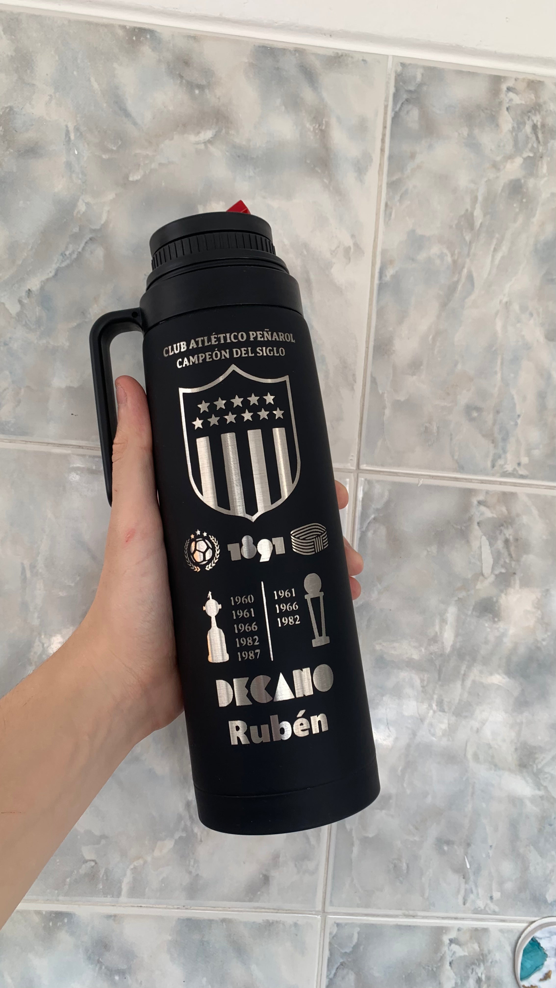 Termo con grabado de Peñarol
