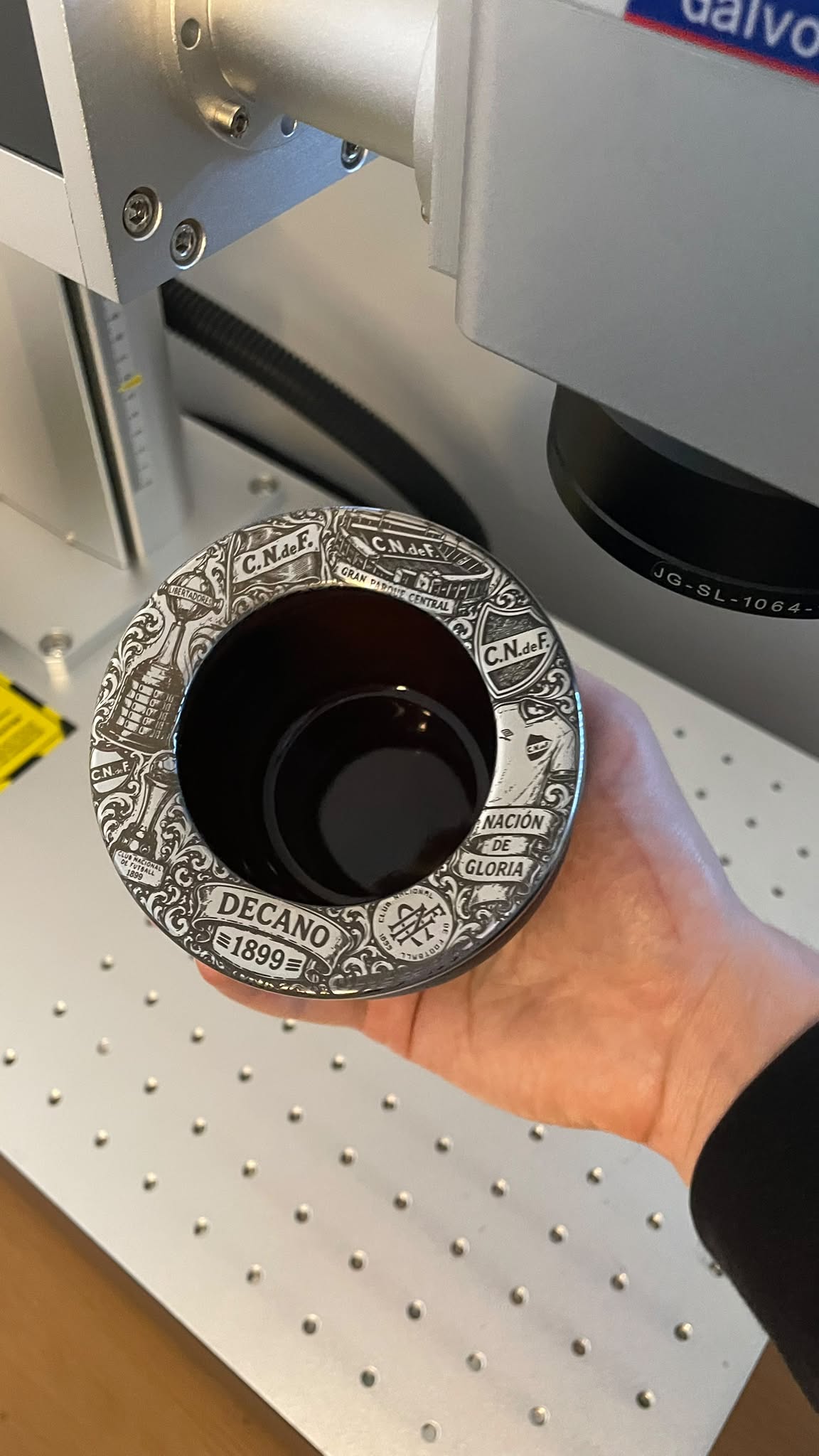 Mate ceramica con grabado de Nacional